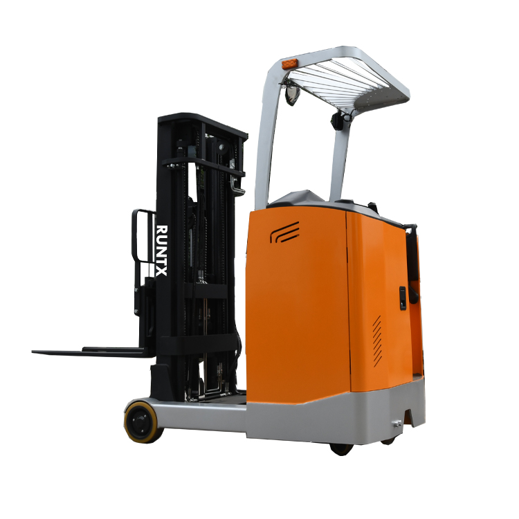 Electric Reach Stacker model CQD24v